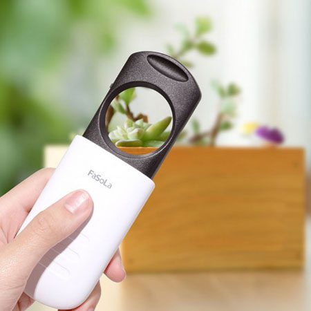 휴대용 LED 고배율 돋보기판촉물 제작 1 휴대용 LED 고배율 돋보기판촉물 제작